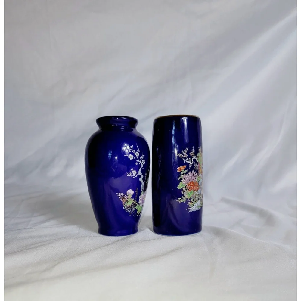 2 Vintage Miyako Mini Vases Cobalt Blue W/ Gold‎ Accents Floral & Peacock